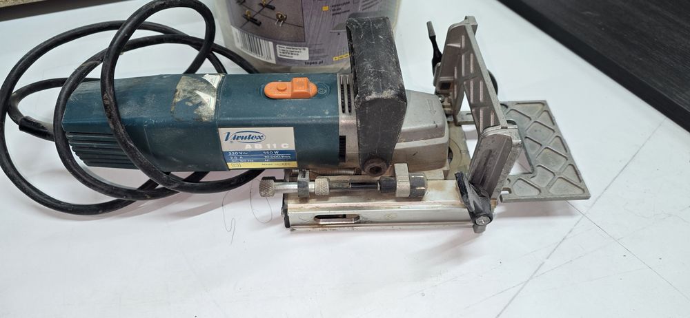 Машина за сглобки