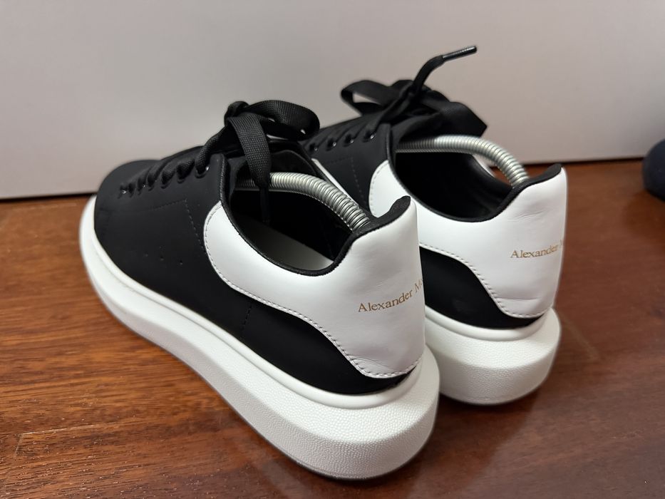 Alexander Mcqueen