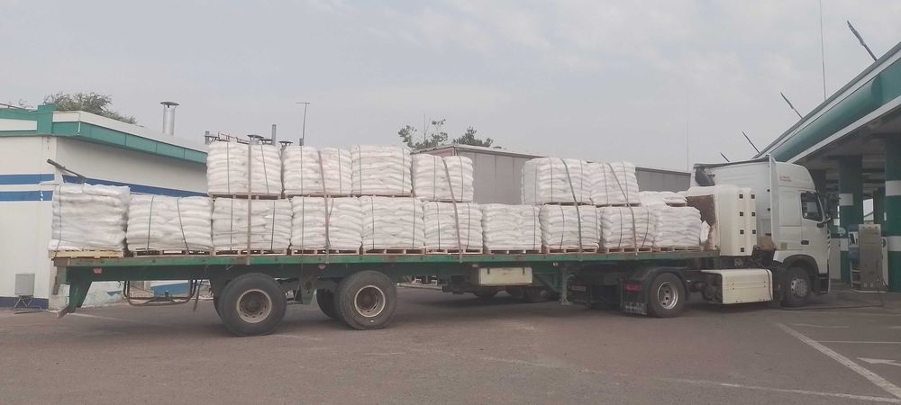 Полуприцеп плащадка контейнеравоз  прицеп plashadka konteyneravoz