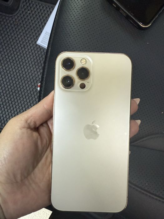 Iphone 11 pro Max 256 & Iphone 12 pro max 128