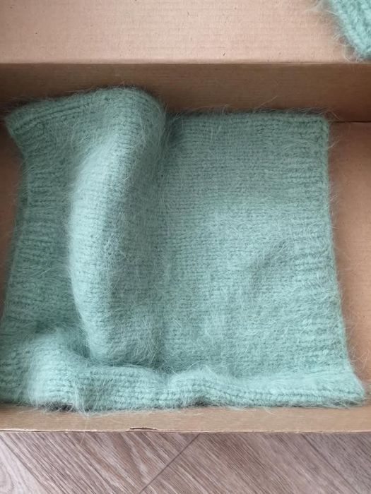 Продам комплект - шапка снуд варежки