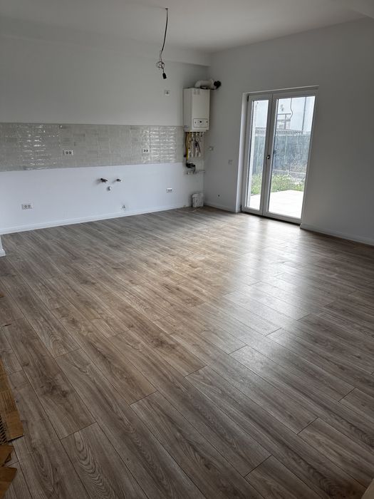 Casa de vanzare 4 camere