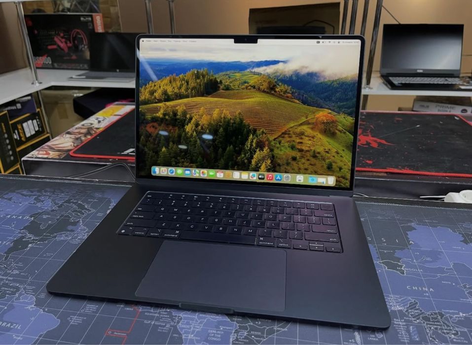 Apple Macbook Air 15 M2 8GB/256GB/129ц