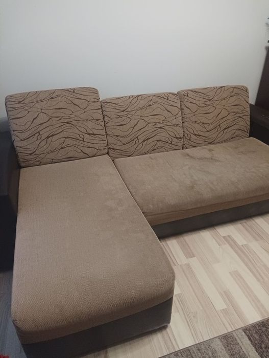 Подарявам ъглов разстегаем диван