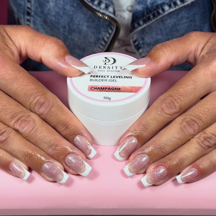 Маникюр и ноктопластика Първомай