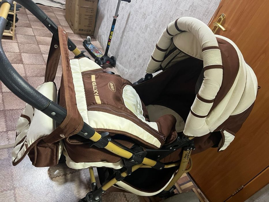 Продам коляску детскую