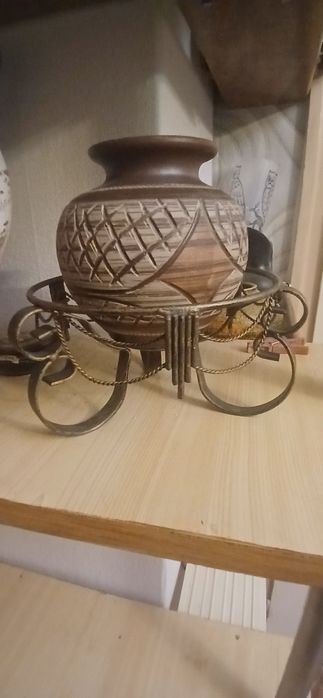 Оригинална метална основа в античен стил