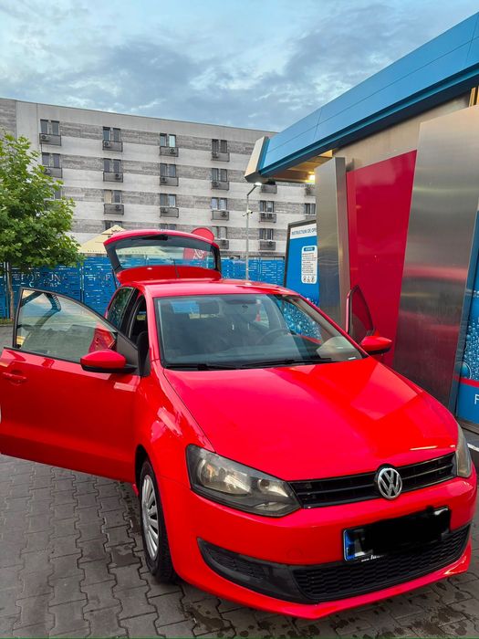 VOLKSWAGEN Polo 2010 — imagine 3