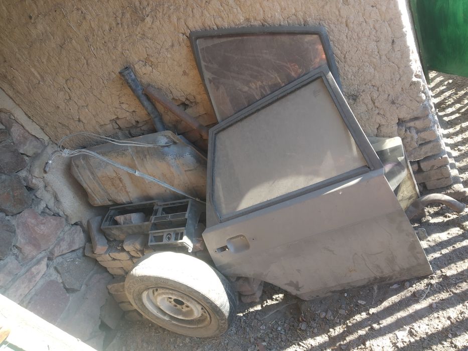 Запчасти на ваз 21099