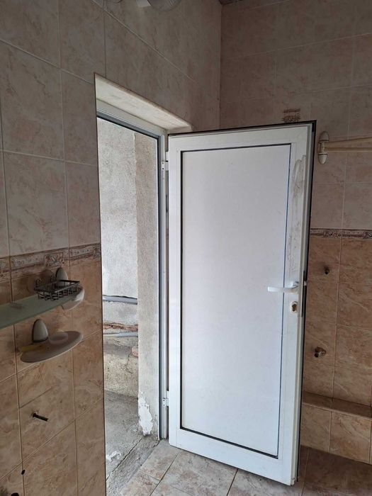 Продава се Къща в Кюстендил, Бузлуджа - 90 кв.м за 391 €/кв.м - Снимка #12