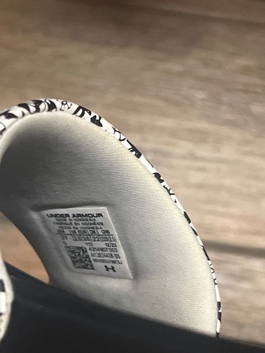 Under armour детски чекли