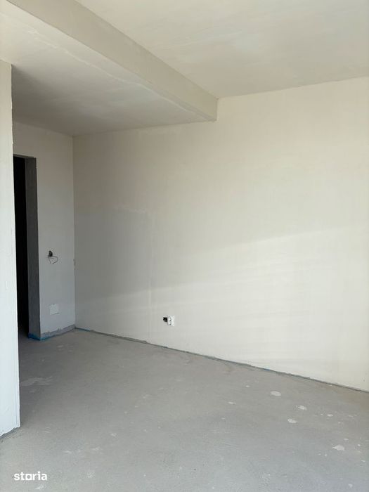 Penthouse pe 2 niveluri |3 camere | 3 băi | parcari| M. Romanul