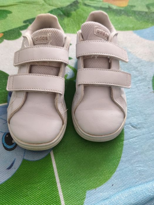 Маратонки Адидас 26 1/2