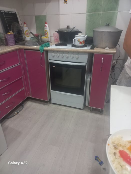Продам плитку 4 комфорт