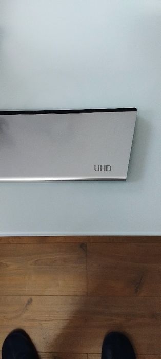 Стойка за телевизор