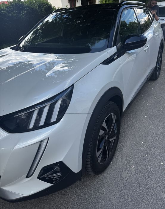 Peugeot 2008 GT, an fabricatie 2022