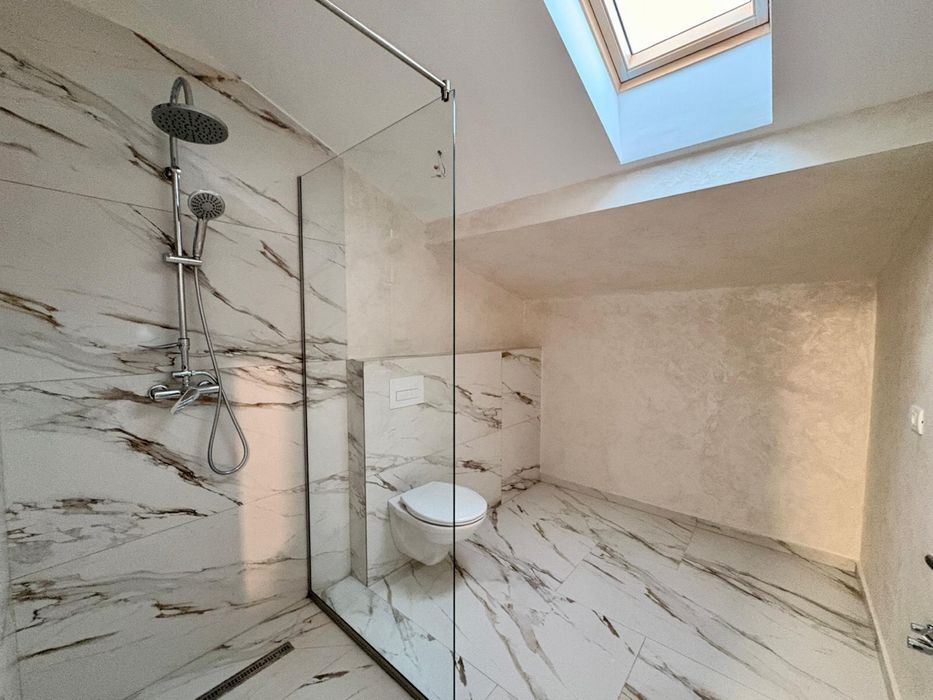 Duplex cu 4 camere, 2 bai si dressing | Mosnita Veche