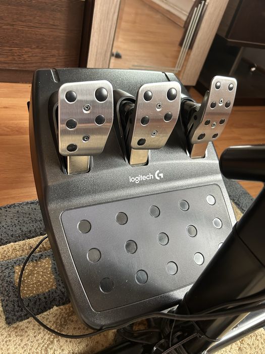 Set Volan G920 + Scaun Playseat alcantara + Xbox One X + jocuri