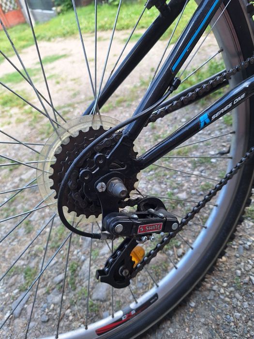 Bicicletă de vânzare – stare foarte bună