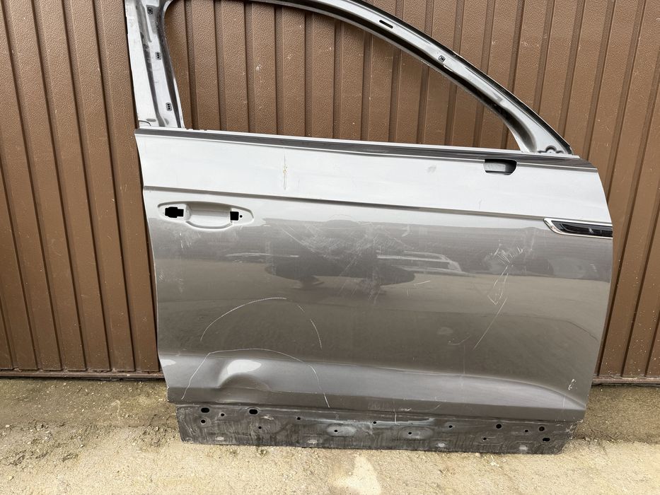 Usa dreapta fata Vw Touareg 3