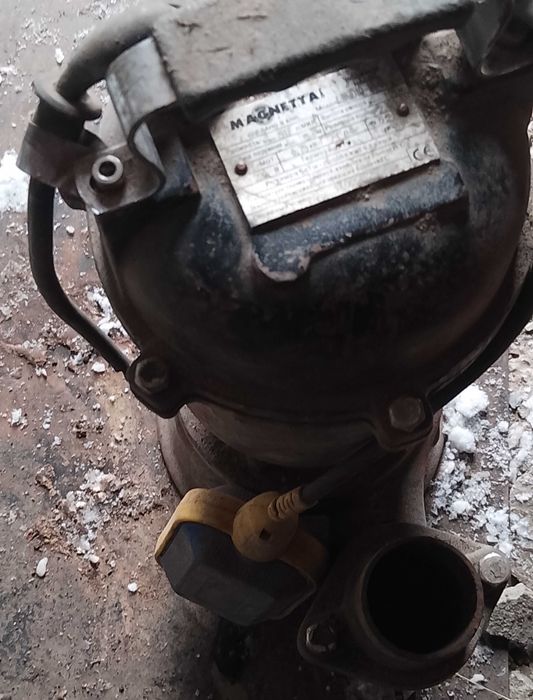 Насос фикальный.