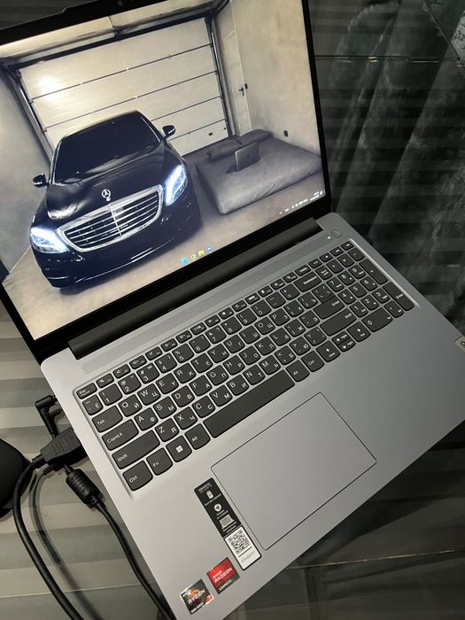 Lenovo ideapad slim 3