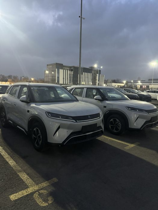 BYD Yuan up Smart Drive 4-позиция фулл 401ev