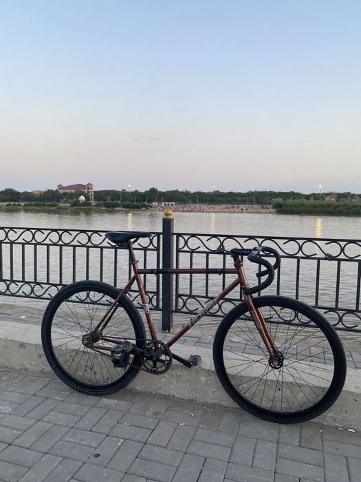 Велосипед фикс HORSE