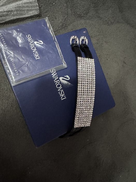 Bratara din piele swarovski