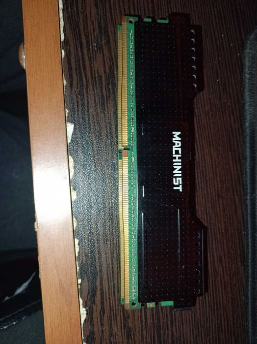 Продам 2 планки оперативной памяти сервер