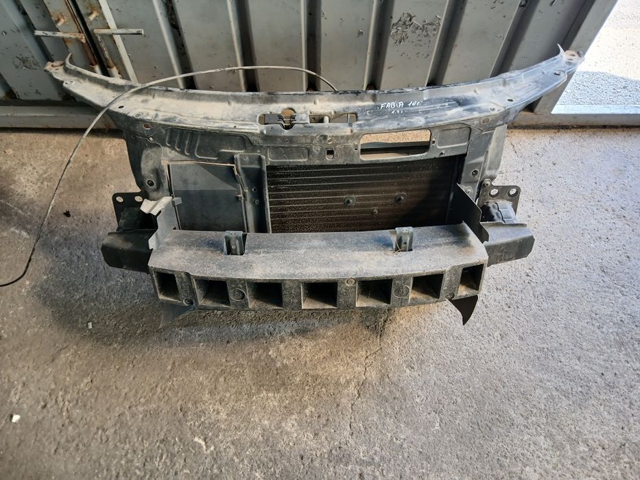 Маска Skoda Fabia 2009г