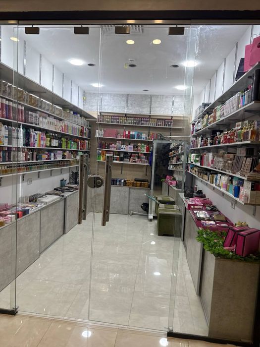 Продается готовый магазин кадастр есть