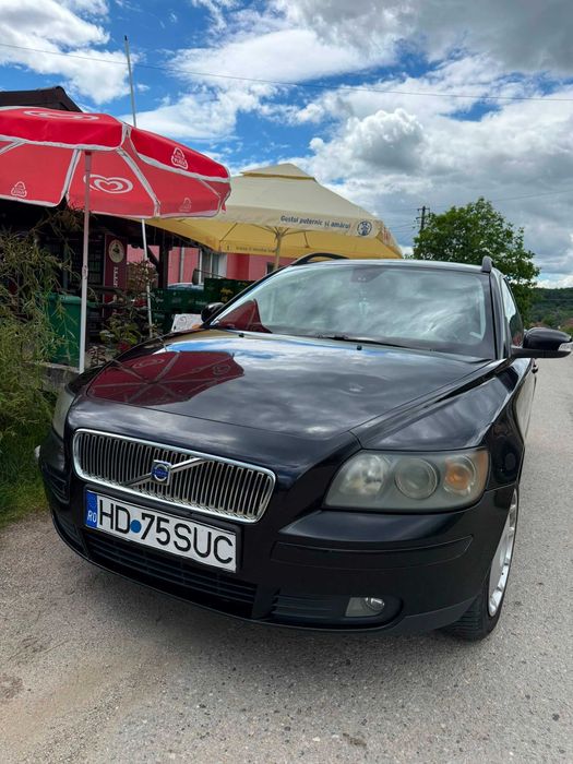 Se vinde volvo v50