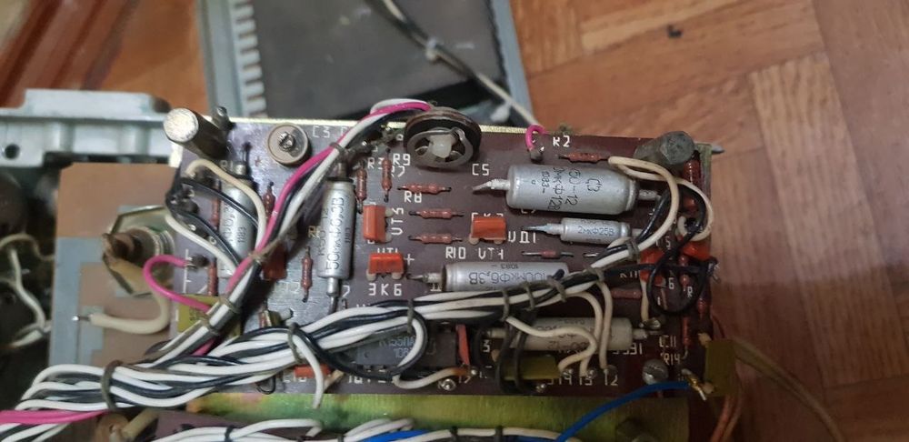 Продаётся осциллограф осцилограф