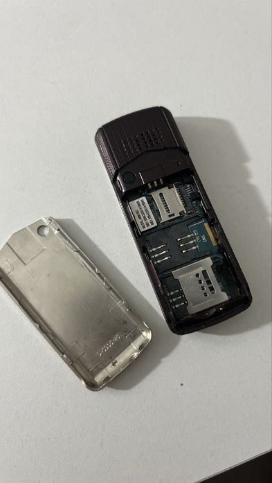 телефон Vertu и Cartier