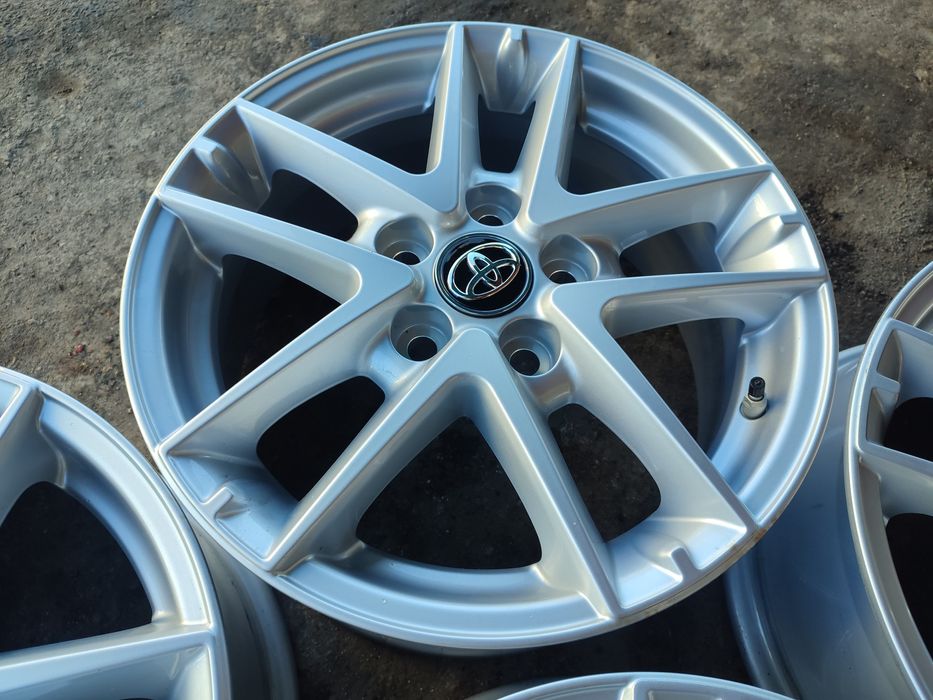 16" оригинални алуминиеви джанти за Toyota Corolla/Auris/Avencis.