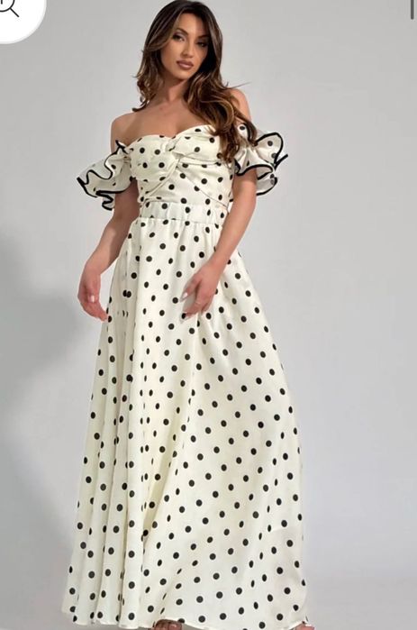 Сет от две части на точки(polka dots)