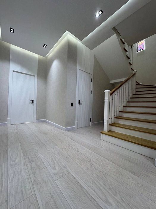 Kottedj SOTUVDA 5 xona 2 qavat Food City bozor