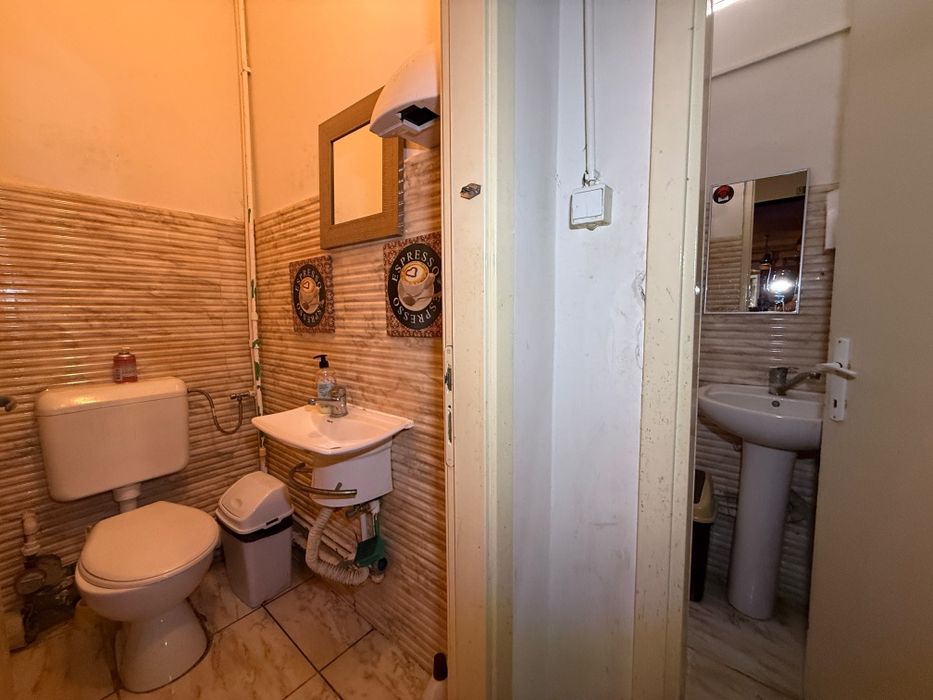 Spatiu comercial