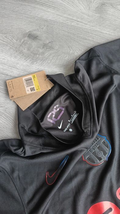 Tricou FC Barcelona Away 24/25 – Fan Kit, mărime S