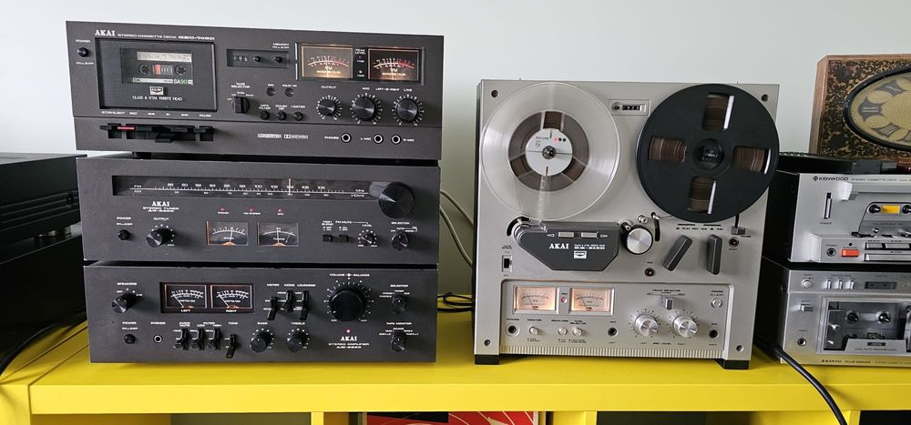 Superbă Linie Vintage Akai AM 2600, Akai GXC 709d, Akai AT 2400