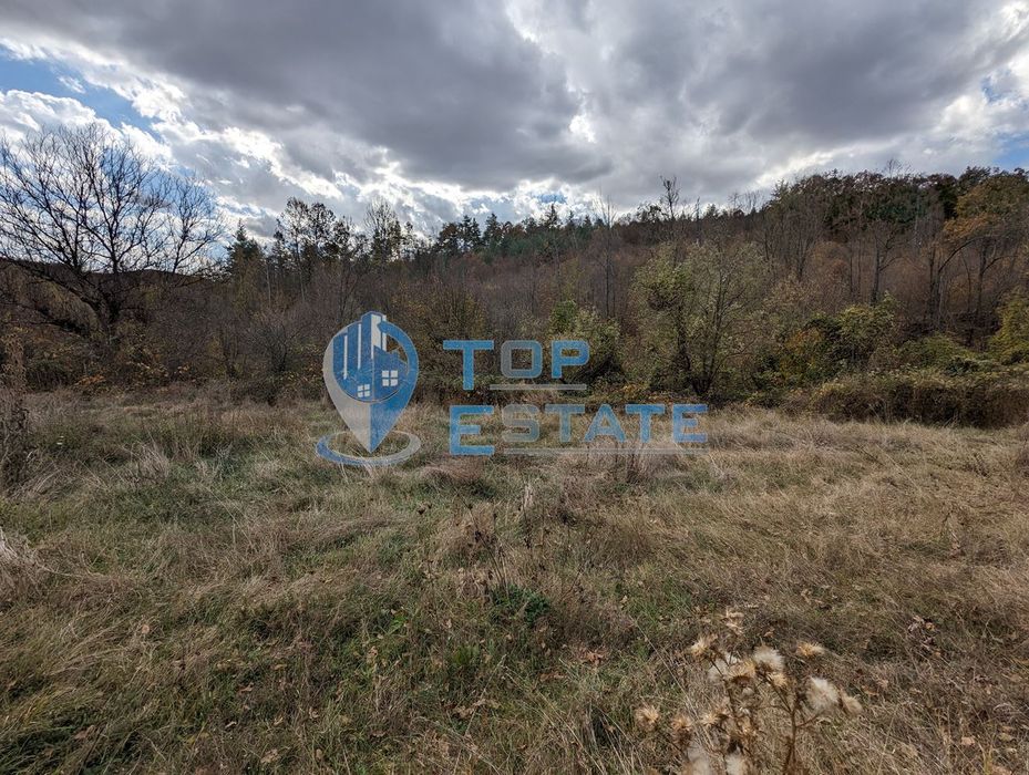 Къща с голям двор в село Вонеща вода