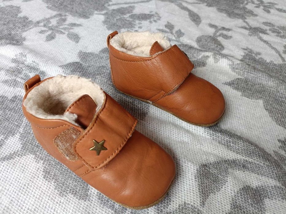 Botosi din piele si lana 22 (12.5cm)