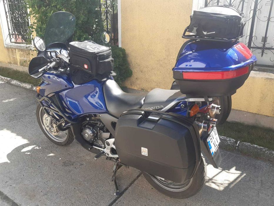 Vand Honda XL1000V Varadero 2004 / 88.000 km /  3500 euro