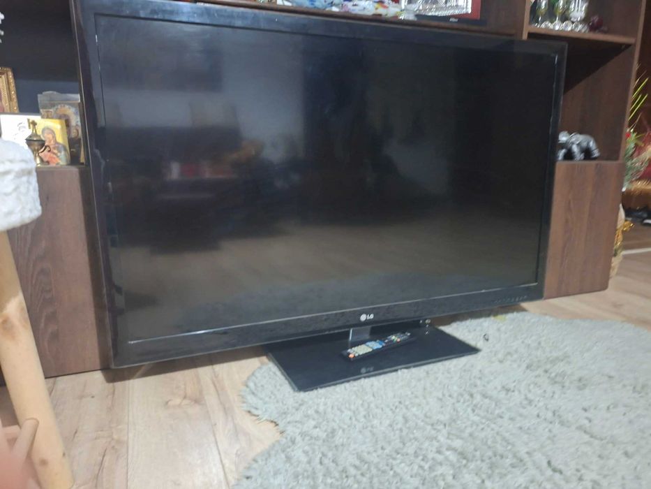 Vand televizor Lg 139 cm