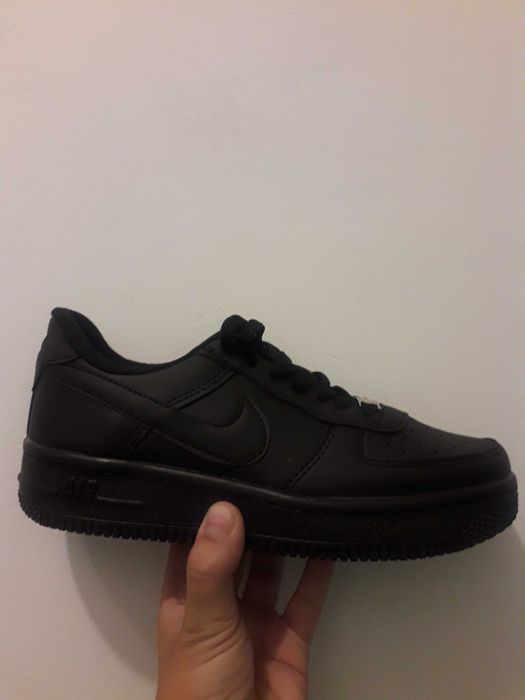 Оригинални кецове Nike Air Force 1 Low (Triple Black)