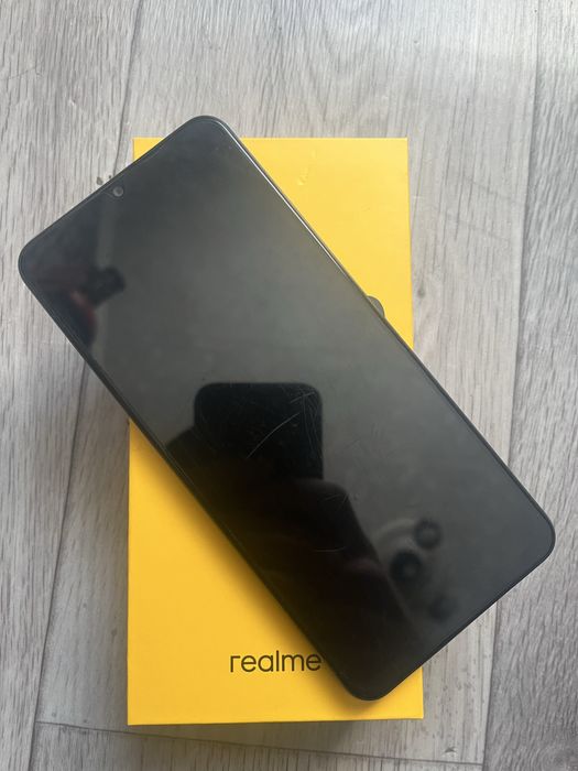 Телефон реалми..