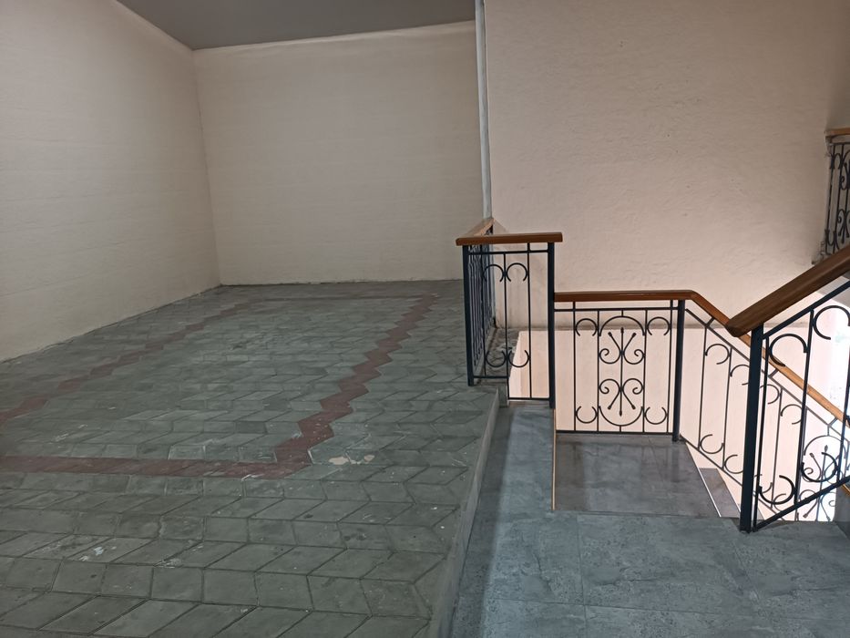 Уч ках  Парвоз ер нархида  6 сот 6 ком 115000 ИПОТ