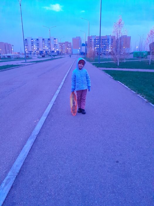 Адемы кок тусты куртка сатамын