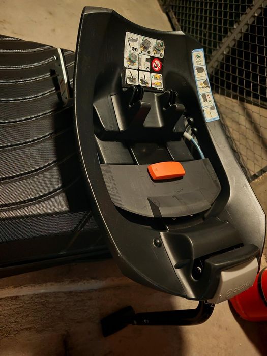 Scoică Cybex cu isofix și accesorii
